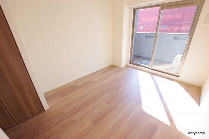 プレサンス難波インフィニティの居間