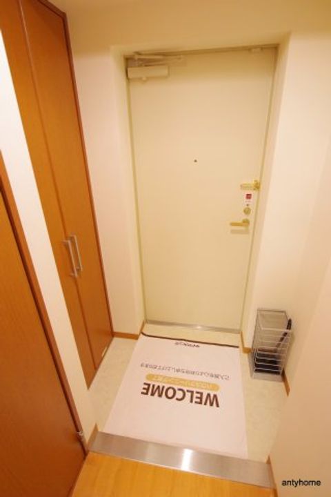 大阪府大阪市北区西天満4丁目(マンション)の賃貸物件の玄関