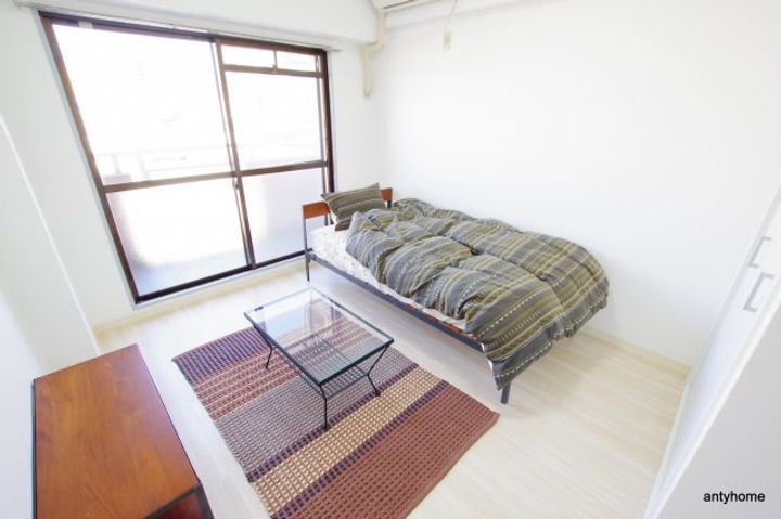 大阪府大阪市北区大淀北1丁目(マンション)の賃貸物件の居間