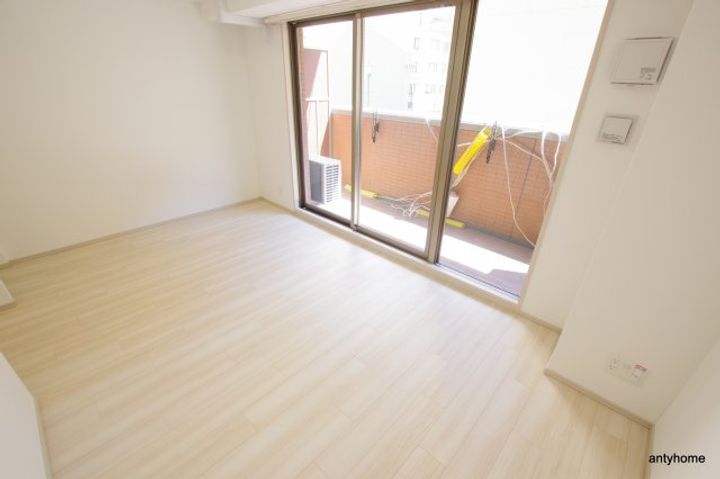 大阪府大阪市淀川区西中島3丁目(マンション)の賃貸物件の居間