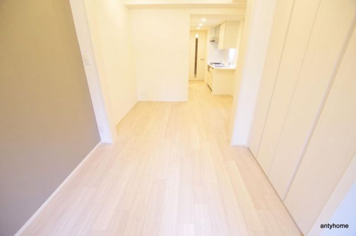 大阪府大阪市北区天満橋1丁目(マンション)の賃貸物件の居間