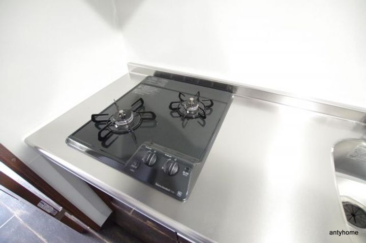 ウインズコート西梅田2のキッチン