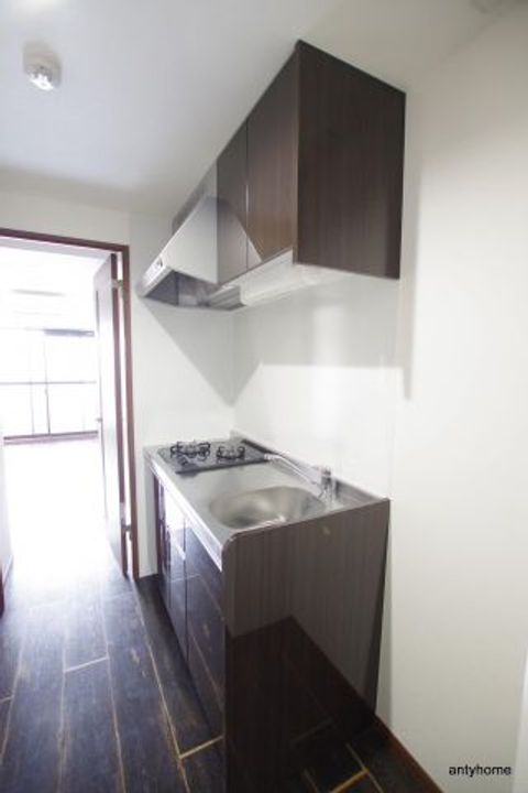 ウインズコート西梅田2のキッチン