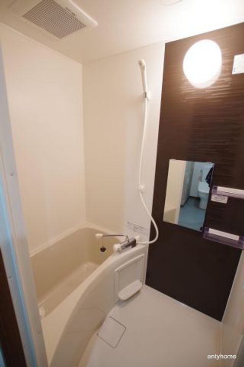 ウインズコート西梅田2の風呂