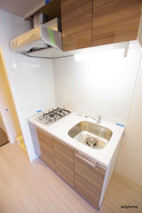 プレサンス新大阪イオリアのキッチン