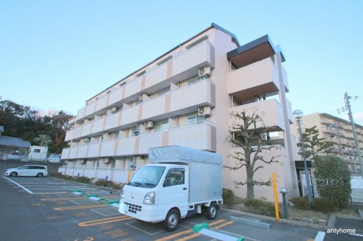 大阪府吹田市江坂町3丁目(マンション)の賃貸物件の外観