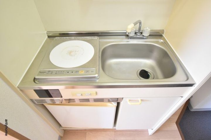 大阪府吹田市江坂町3丁目(マンション)の賃貸物件のキッチン