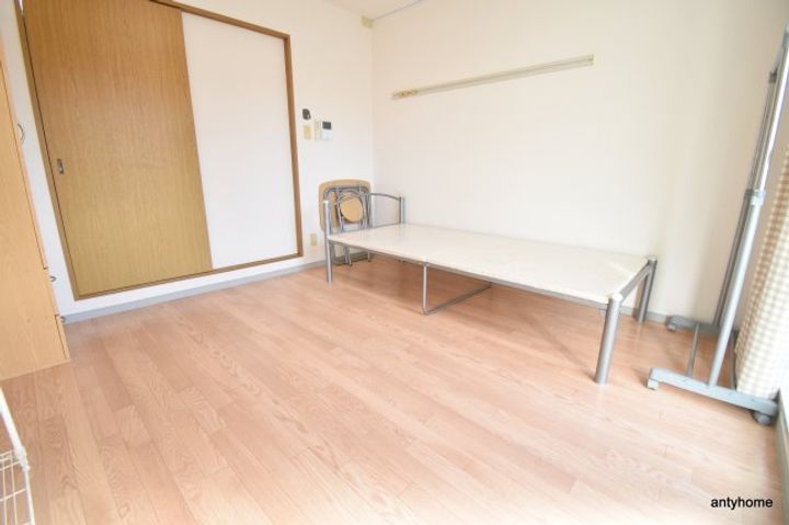 大阪府吹田市江坂町3丁目(マンション)の賃貸物件の居間