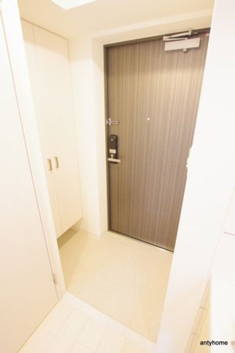 大阪府大阪市都島区中野町1丁目(マンション)の賃貸物件の玄関