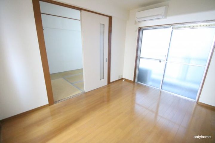 大阪府大阪市淀川区新高1丁目(マンション)の賃貸物件の居間