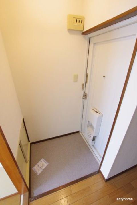 大阪府大阪市北区本庄西3丁目(マンション)の賃貸物件の玄関