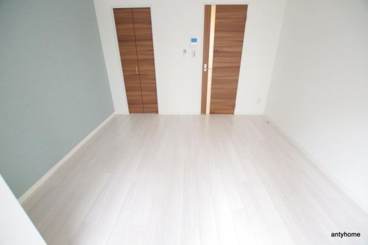 大阪府大阪市北区天満橋1丁目(マンション)の賃貸物件の居間