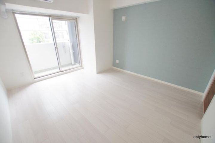 大阪府大阪市北区天満橋1丁目(マンション)の賃貸物件の居間