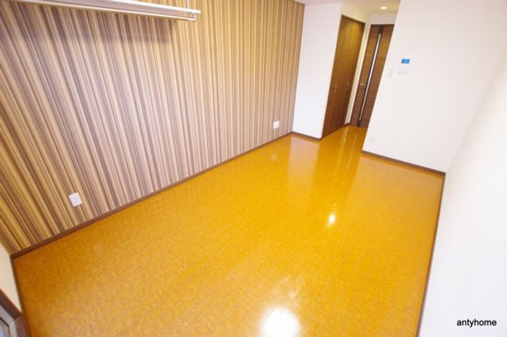 ウインズコート新大阪の居間