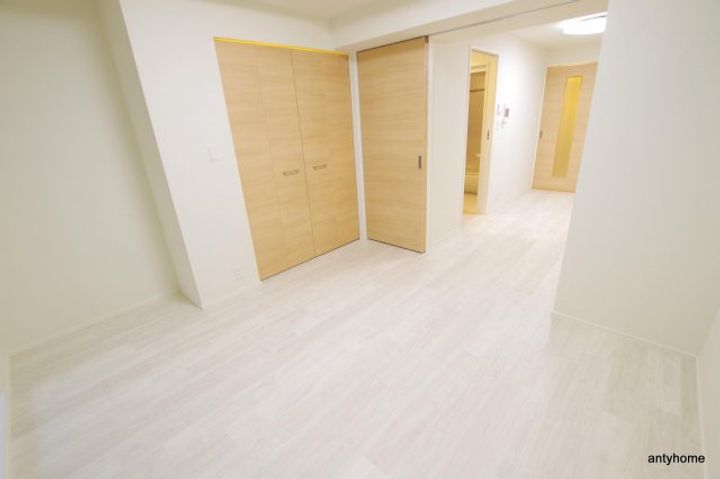 大阪府大阪市北区東天満1丁目(マンション)の賃貸物件の居間
