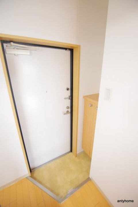 大阪府大阪市北区本庄東2丁目(マンション)の賃貸物件の玄関