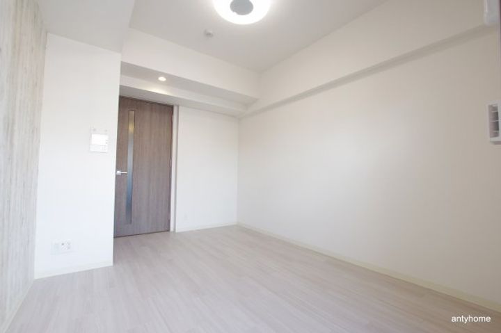 プレサンス森ノ宮THEゲートの寝室