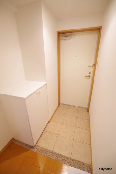 大阪府大阪市都島区東野田町1丁目(マンション)の賃貸物件の玄関