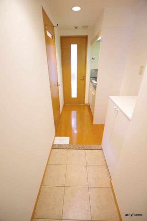 大阪府大阪市都島区東野田町1丁目(マンション)の賃貸物件の玄関