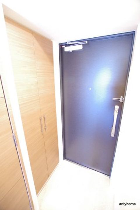 プランドール新大阪PARKレジデンスの玄関