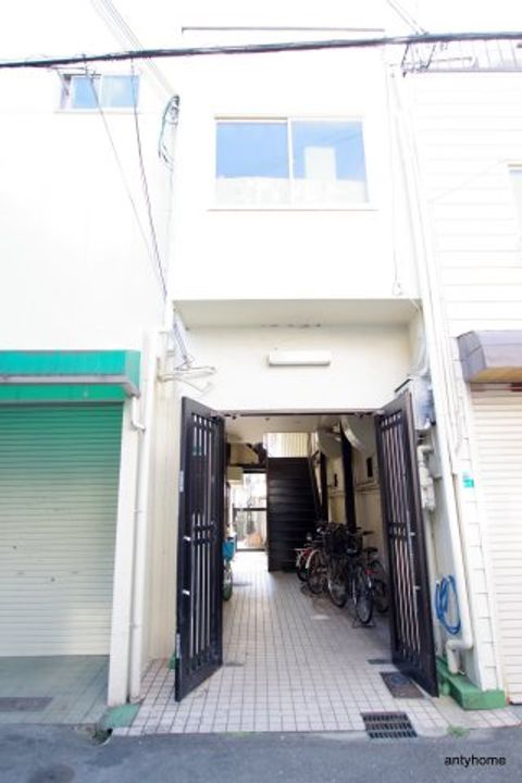 ナカジョウマンションの外観