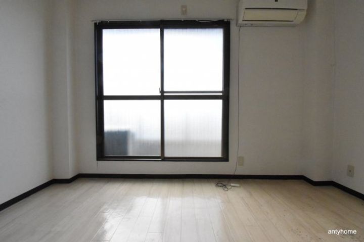 淡路メゾンフラワーの寝室