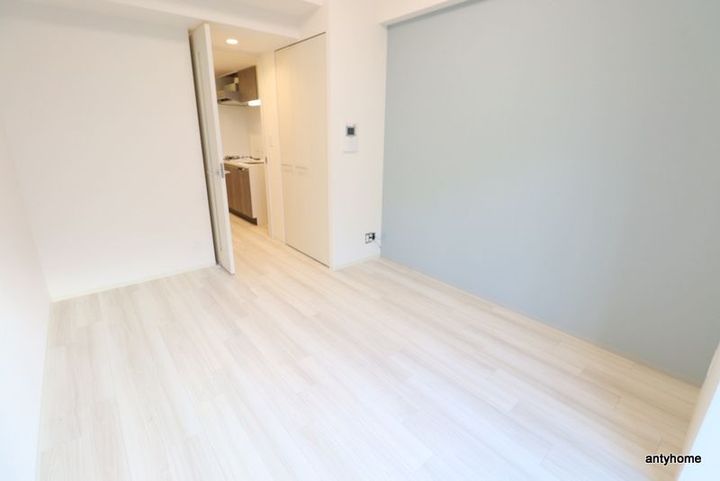 プレサンスOSAKA西中島リエゾンの居間