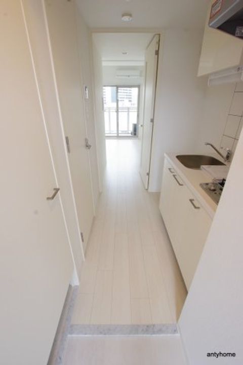 大阪府大阪市福島区海老江8丁目(マンション)の賃貸物件の玄関