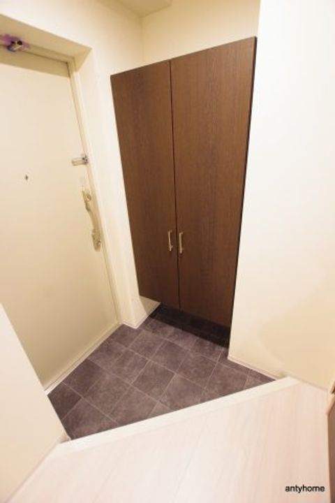 大阪府大阪市北区中崎西3丁目(マンション)の賃貸物件の玄関