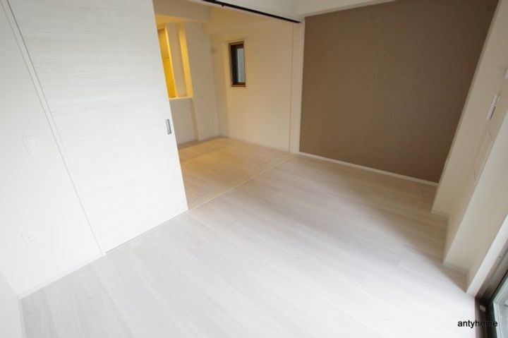 大阪府大阪市北区中崎西3丁目(マンション)の賃貸物件の居間