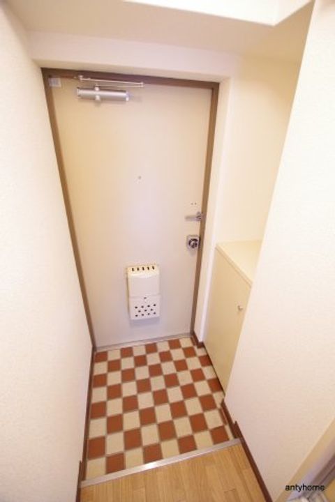 第2東三国グランドハイツ北の玄関