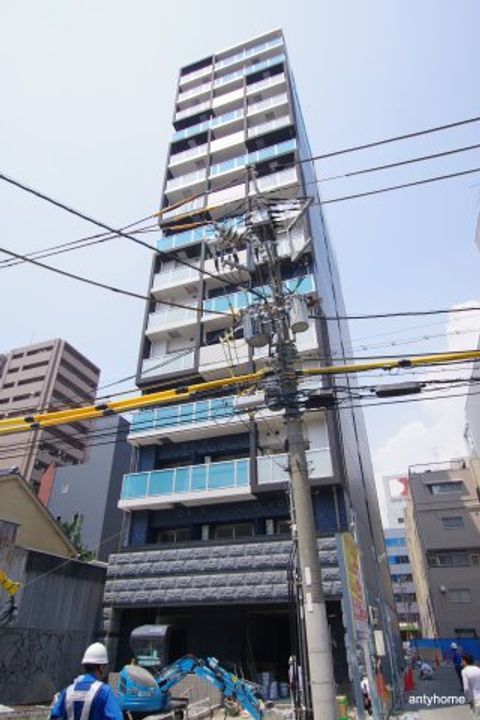 プレサンス心斎橋ソレイユの外観