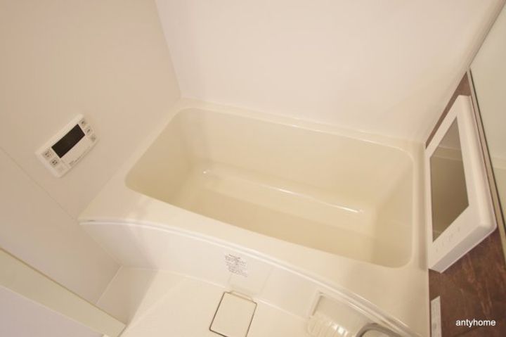 スプランディッド安土町の風呂