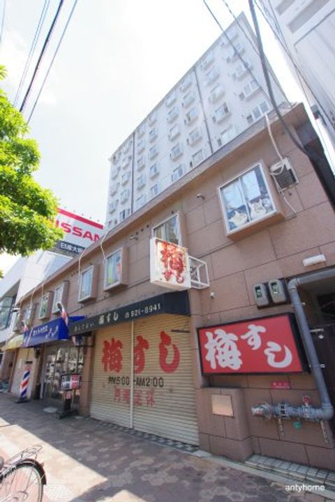 ラパンジール都島の外観