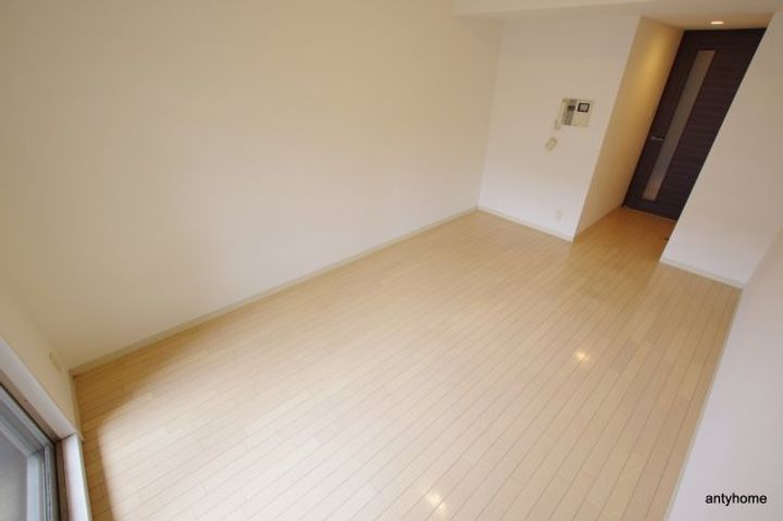 エスリード福島第5の居間