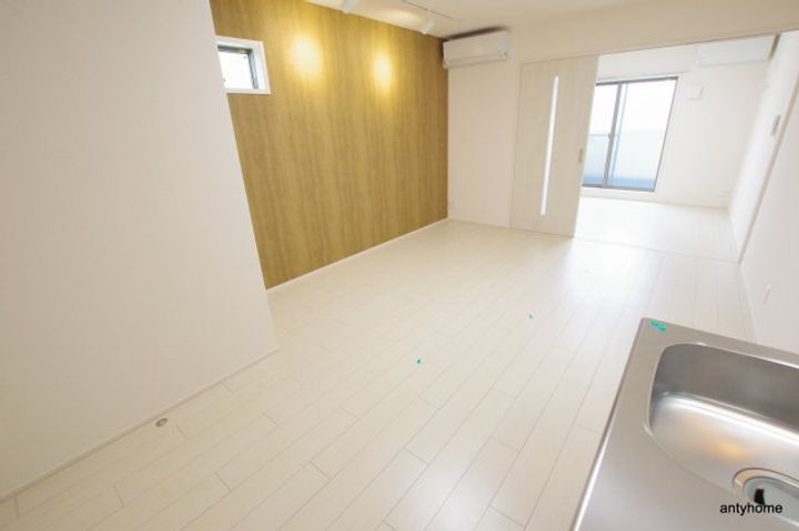 フジパレス吹田垂水町2番館の居間