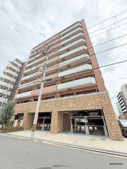 プレジオ江坂2の外観