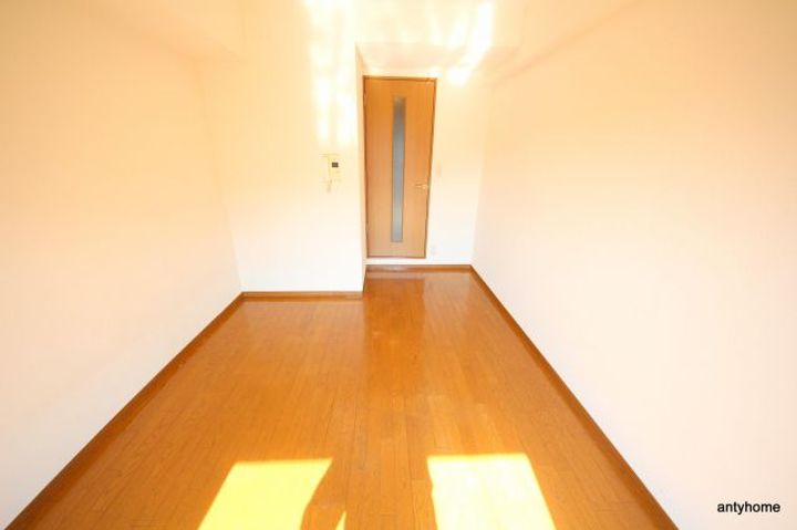 大阪府大阪市北区西天満4丁目(マンション)の賃貸物件の居間