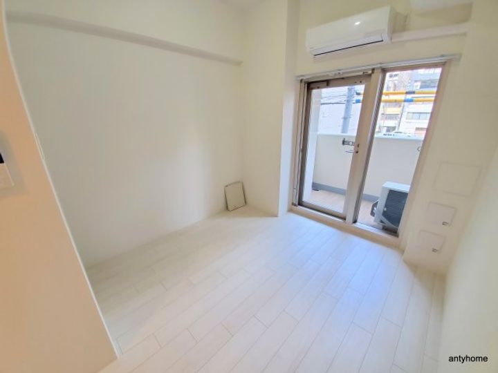 大阪府大阪市西区立売堀1丁目(マンション)の賃貸物件の居間