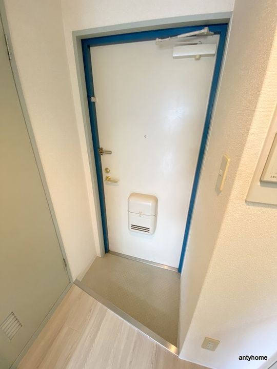 大阪府大阪市都島区中野町2丁目(マンション)の賃貸物件の玄関