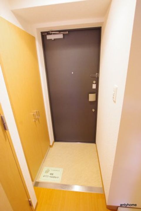 大阪府大阪市淀川区西宮原1丁目(マンション)の賃貸物件の玄関