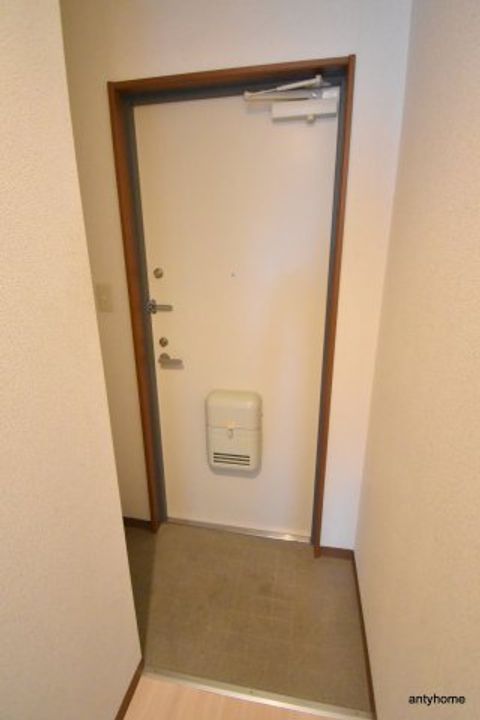 大阪府大阪市都島区内代町1丁目(マンション)の賃貸物件の玄関