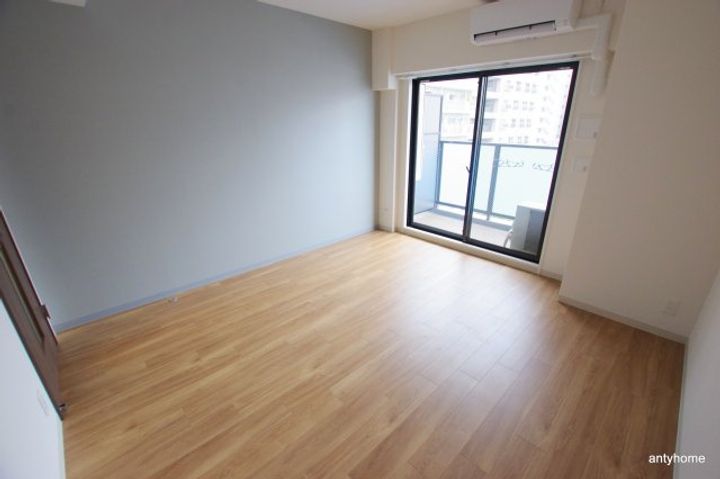 大阪府大阪市中央区本町橋(マンション)の賃貸物件の居間