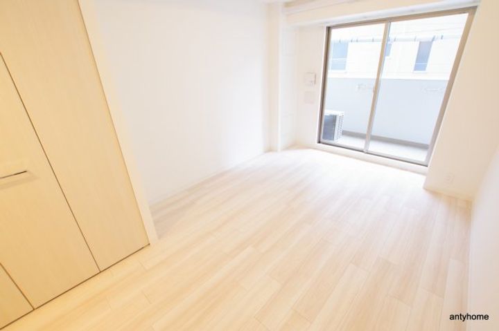大阪府大阪市中央区東高麗橋(マンション)の賃貸物件の居間