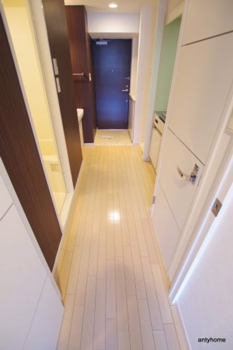 大阪府大阪市北区西天満6丁目(マンション)の賃貸物件の玄関