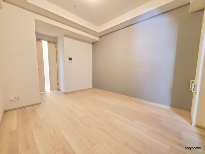 Splendide NAMBAIIIの居間