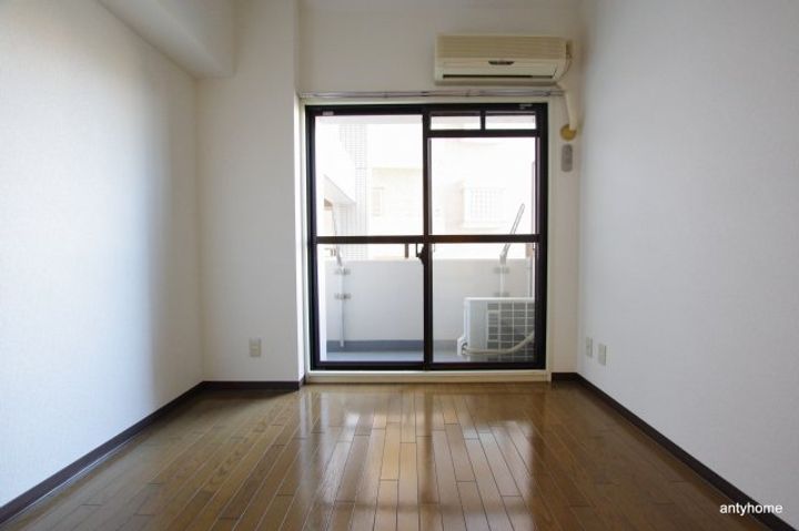 大阪府大阪市東淀川区菅原4丁目(マンション)の賃貸物件の居間