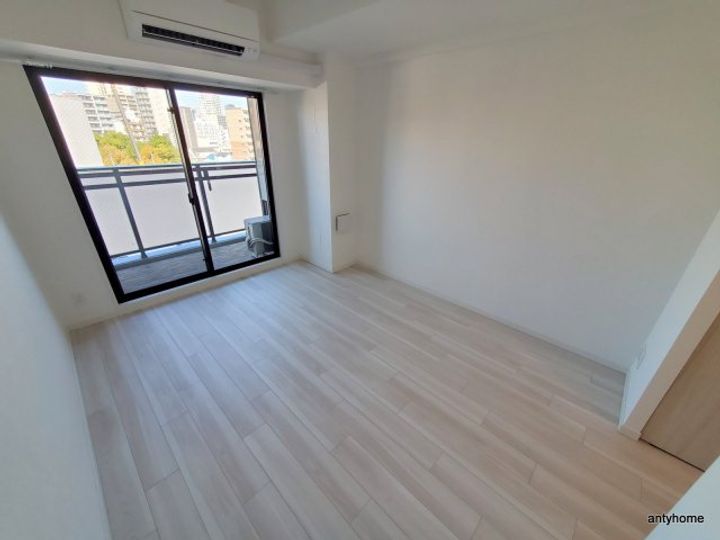 S-RESIDENCE福島Alovitaの居間