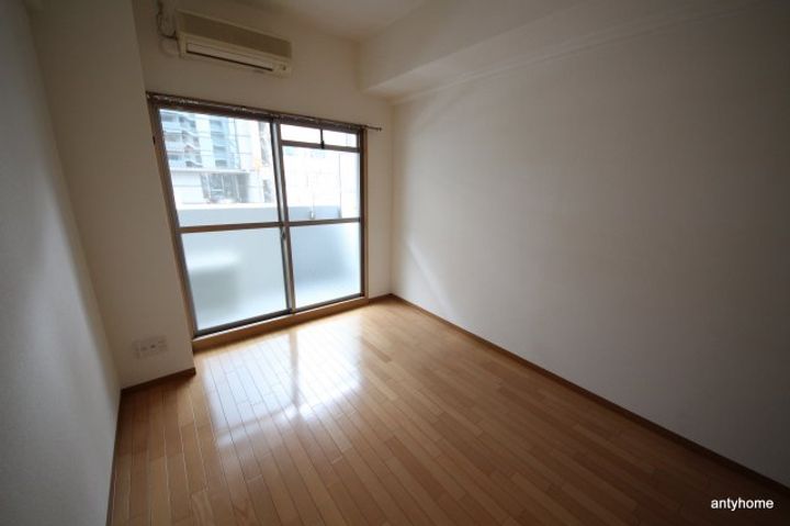 エスリード南森町駅前の寝室