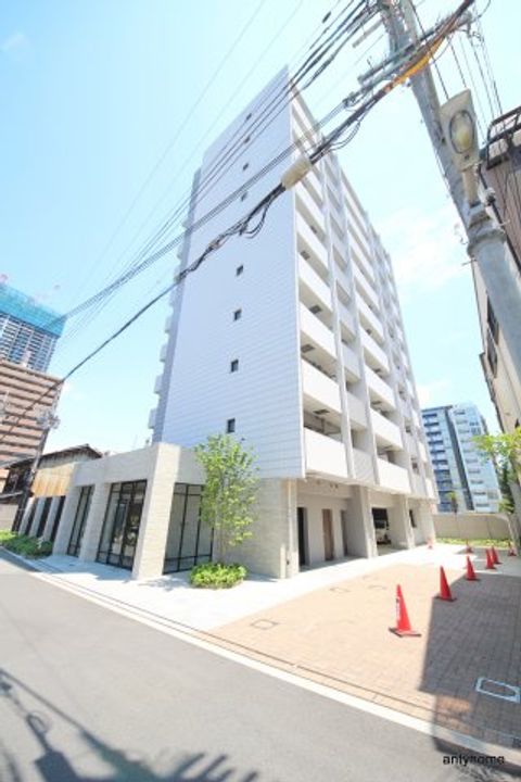 レジュールアッシュ梅田NEXの外観